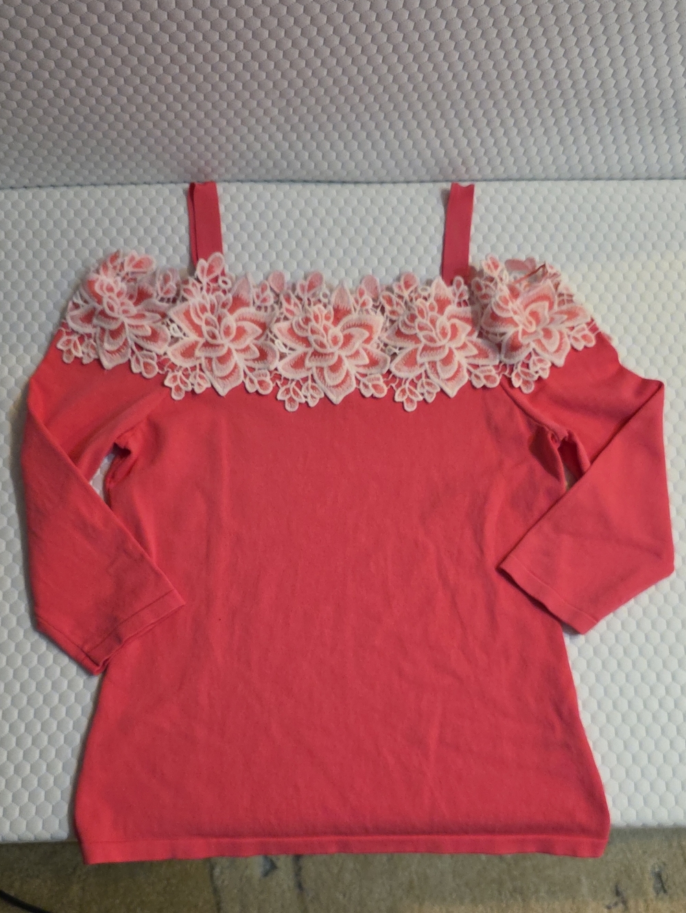 Boston Proper Coral Lace Trim Cold Shoulder Long Sleeve Top Medium